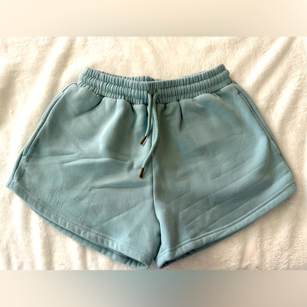 Love Fitness lounge shorts, medium, new